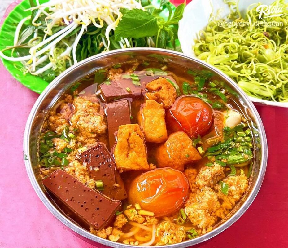Bun rieu cha ca