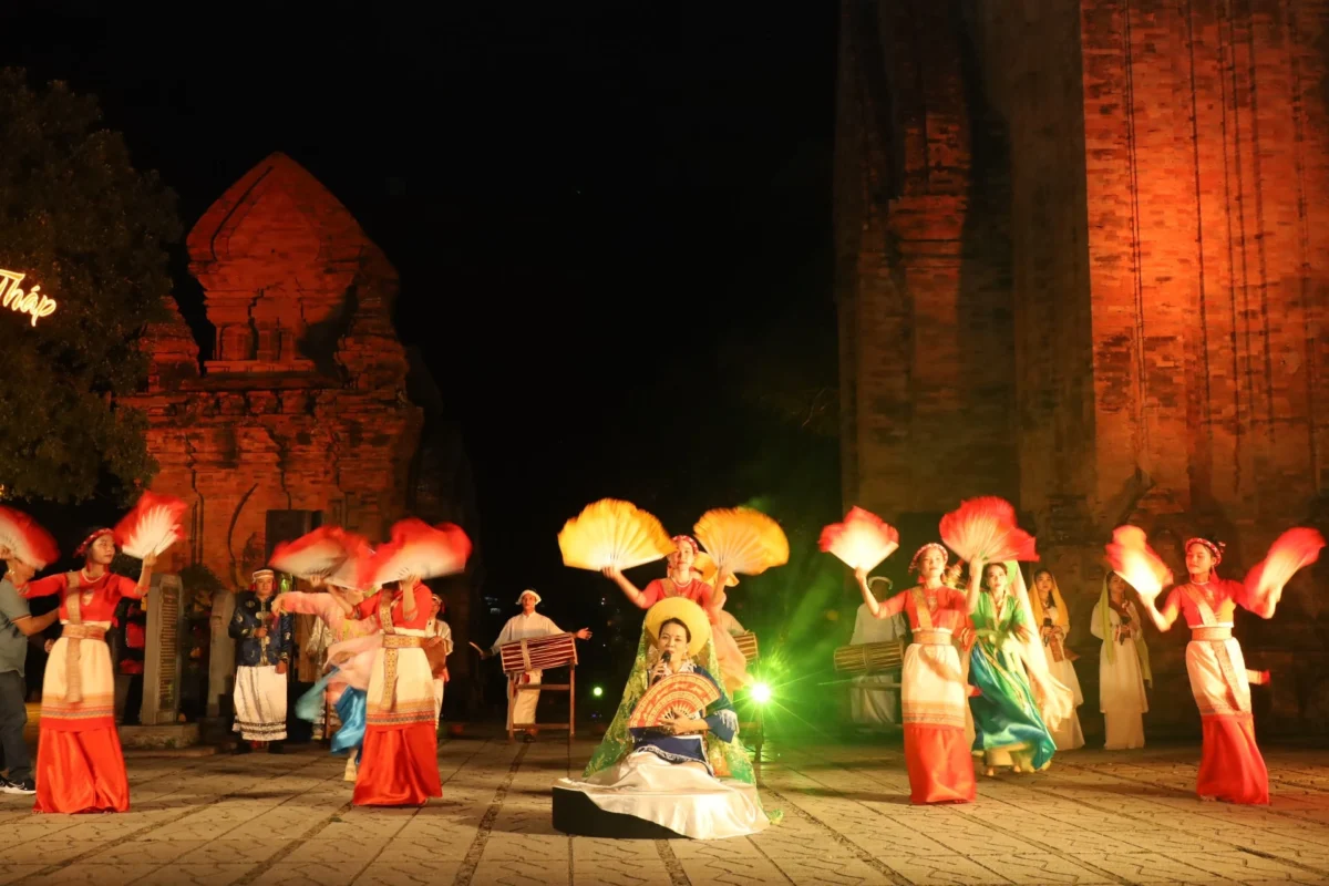 Địa điểm du lịch Nha Trang - Tháp Bà Ponagar 2